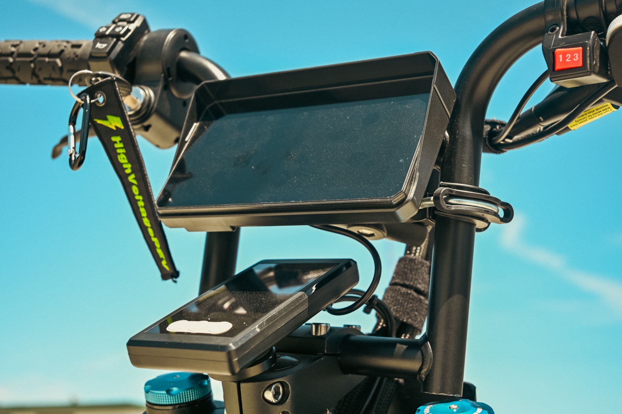 ZR Custom cockpit with Flipsky TFT display, YUEHOO CarPlay unit, and HighVoltagerev keychain